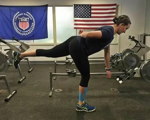 РДЛ на одной ноге