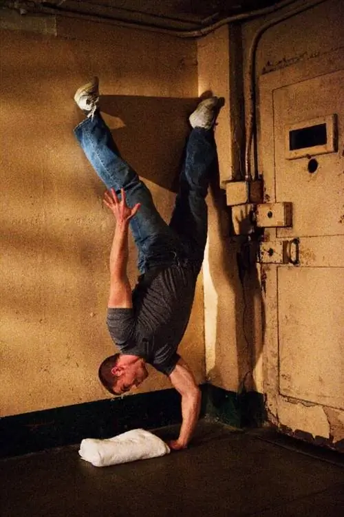 Пол Уэйд, тренер Уэйд, физическая подготовка заключенных, художественная гимнастика, тюремные тренировки