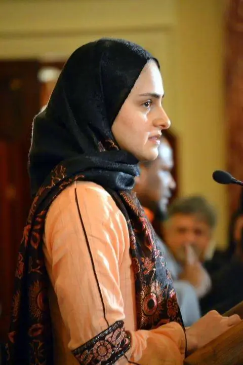 поднятие тяжестей, кулсум абдулла, тяжелая атлетика, мусульманка, ислам, женщины