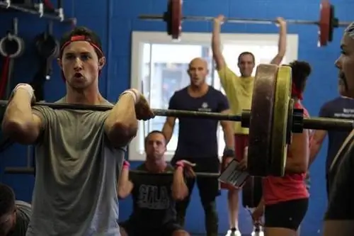 кроссфит, соревнования по кроссфиту, спортсмен по кроссфиту