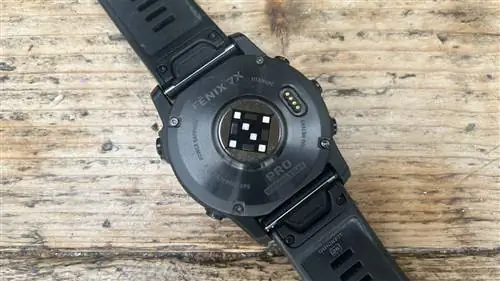 Garmin Fenix 7 Pro сзади с датчиком Garmin Fenix 7 Pro сзади с датчиком