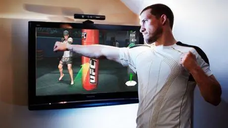 МФ пробует стать личным тренером UFC