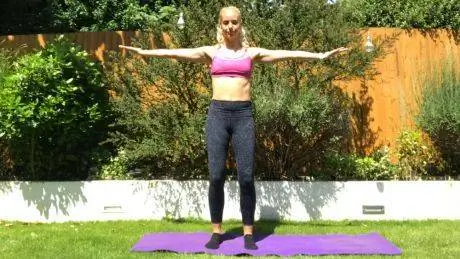 Эта тренировка по пилатесу для начинающих улучшит вашу осанку