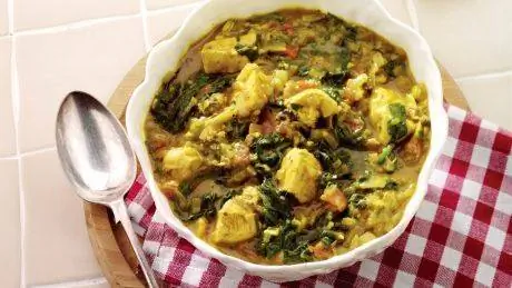 Курица масала с карри из молодого шпината Курица масала с карри из молодого шпината