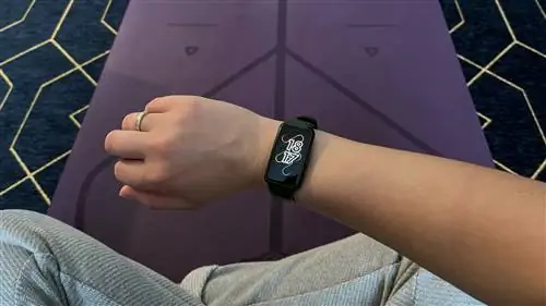 Фитнес-трекер Huawei Band 7.