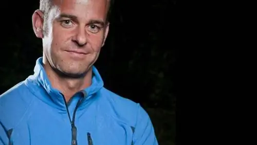 Мужская команда по фитнесу готовится к гонке Ultra Trail du Mont Blanc