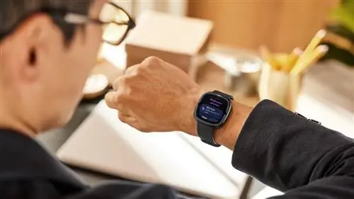 Fitbit Sense 2, Versa 4 и Inspire 3 Fitbit Sense 2, Versa 4 и Inspire 3