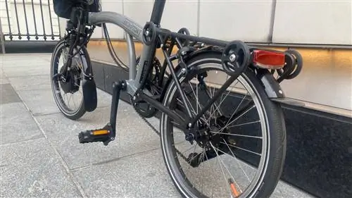 Заднее колесо и роликовая стойка Brompton Electric P Line Заднее колесо и роликовая стойка Brompton Electric P Line