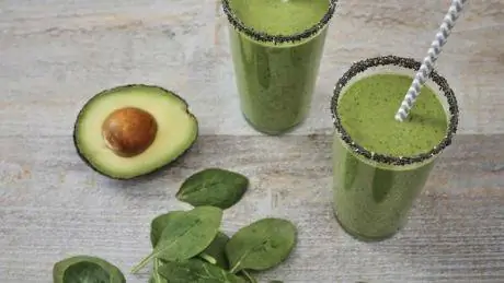 Управляйте своим утром с помощью этого рецепта смузи с двойным миндалем