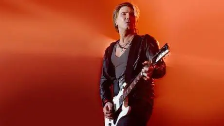 Джон Ржезник из The Goo Goo Dolls о том, как фитнес помогает ему на сцене