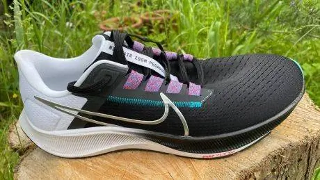 Обзор беговых кроссовок Nike Air Zoom Pegasus 38