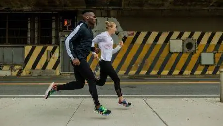 Обзор Saucony Kinvara 12: надежный спидстер, но превосходящий конкурентов