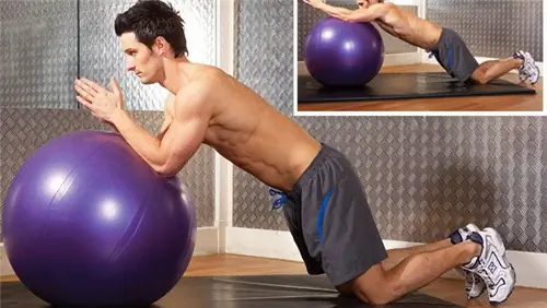 Раскатывание гимнастического мяча