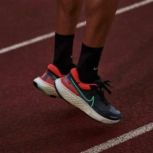 Nike ZoomX Invincible Run Flyknit