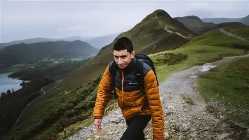 путешествовать