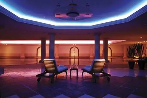 spa_ballroom_pool_at_php