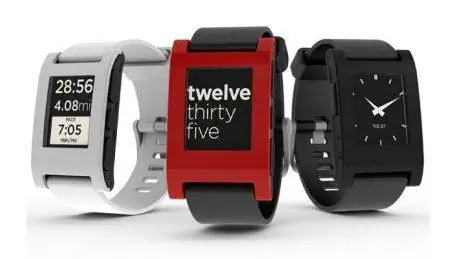 Обзор умных часов Pebble