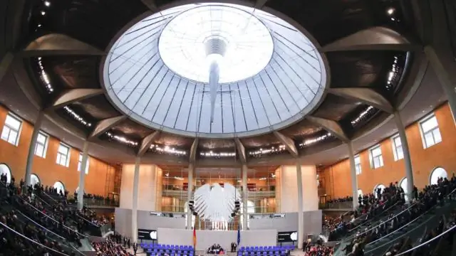 Как называется блюдо из сырой рыбы?