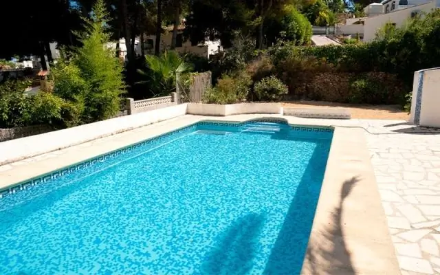 Законно ли сливать воду из бассейна?