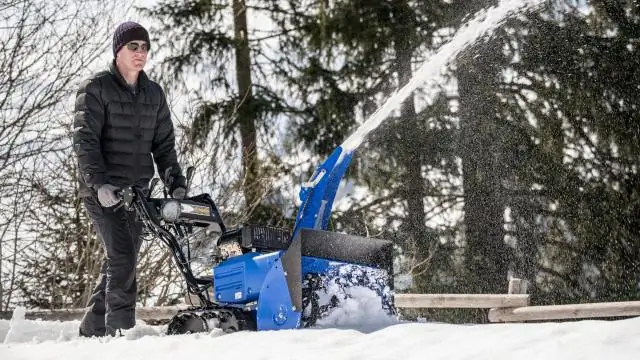 Почему моя снегоуборочная машина не бросает снег далеко?