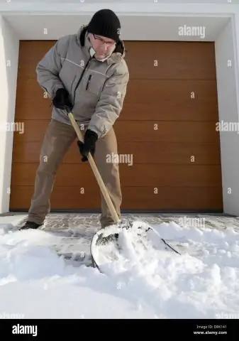 Должен ли я убирать снег с дороги?