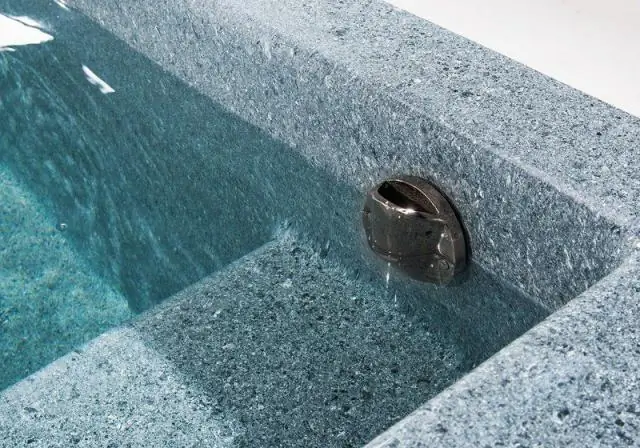 Как мне предотвратить ржавчину надземного бассейна?