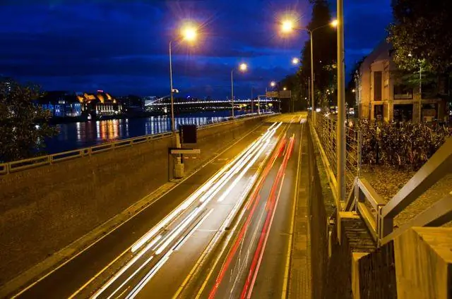 Сколько стоит парковка у стадиона Avaya?