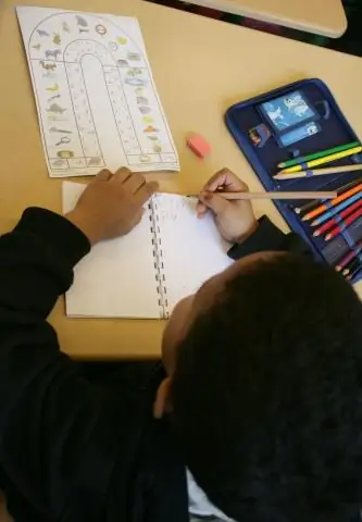 С какой ноги вы начинаете в боулинге?