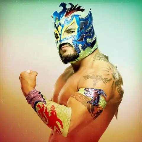 Почему у Рей Мистерио маска?