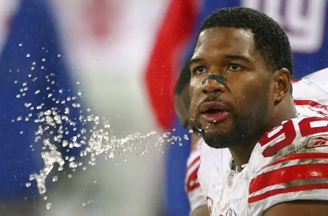 У кого больше всего перехватов в истории НФЛ?