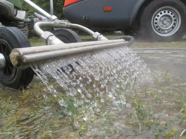 Могут ли разбухшие бутылки удерживать горячую воду?