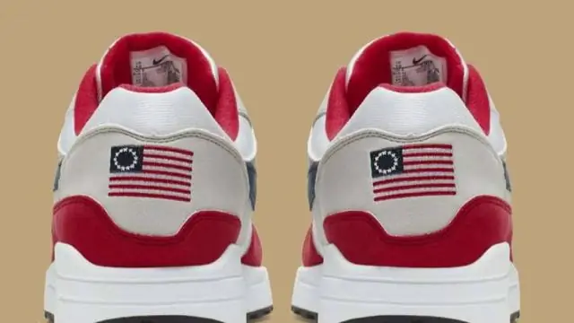 Что Nike сделала с обувью Бетси Росс?