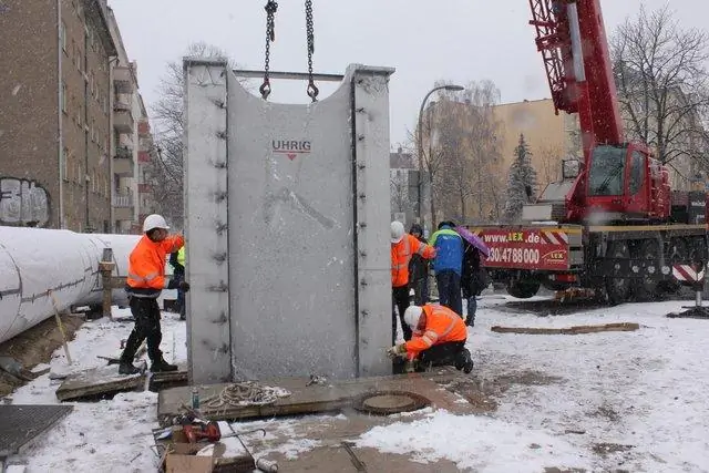 Работают ли водосточные желоба во время сильного дождя?